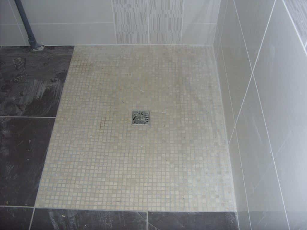 sanitaire faience douche italienne saint george sur loire 49
